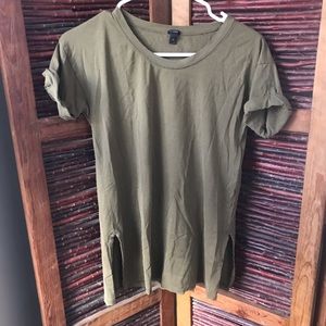 Side slit tunic t shirt, olive green.